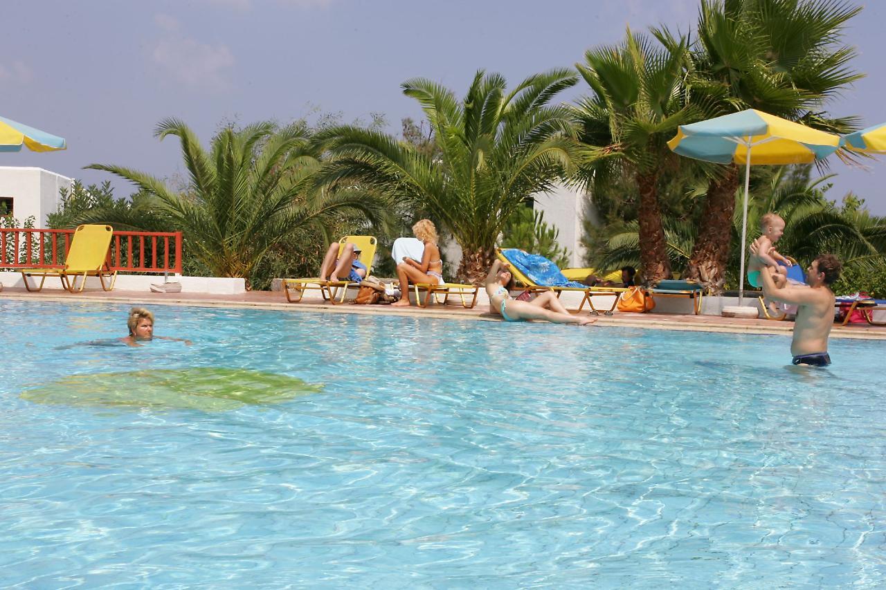 Sunshine Village Hotel (Adults Only) Hersonissos  Exterior photo
